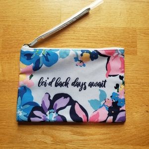 NWT Vera Bradley Lighten Up Wristlet